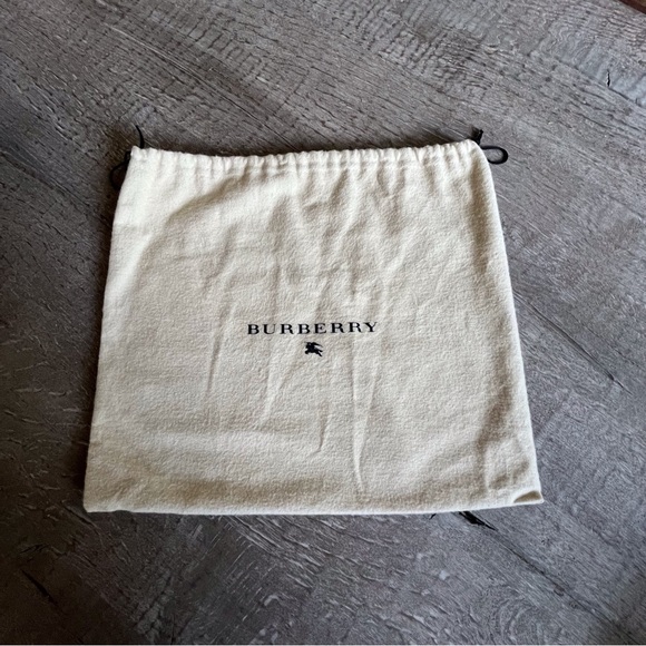 SOLD SOLD SOLD‼️Authentic Burberry Crossbody Bag - Picture 4 of 13
